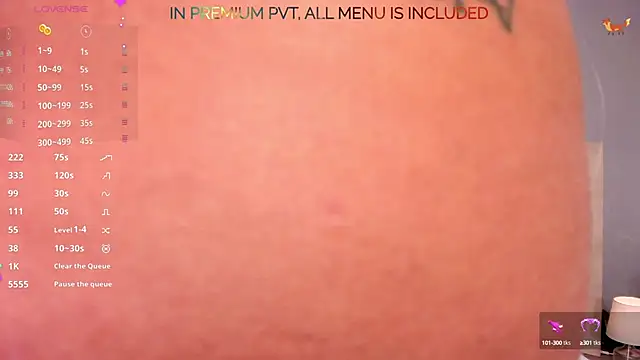 FoxxyClarise online show from 3, 10, 2025