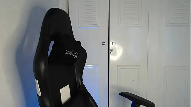 Plug Control online show from 15, 9, 2025