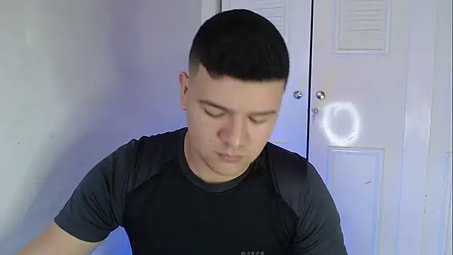 Plug Control online show from 11, 10, 2025