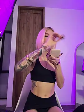 Courtney gonet online show from 21, 5, 2026