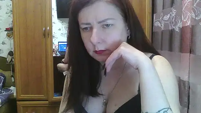 Snapshot of SophieNightAh chatting on 10, 1, 2025 SophieNightAh online show from 10, 1, 2025