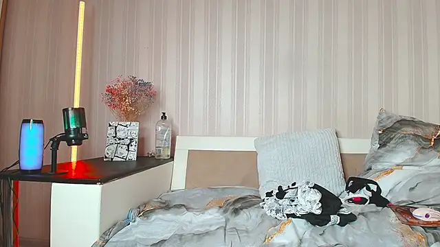 Snapshot of Meowroslava chatting on 16, 10, 2025 Meowroslava online show from 16, 10, 2025