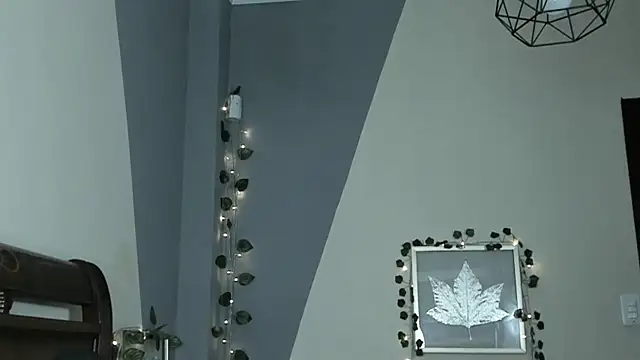 BlueBerry     online show from 22, 12, 2025