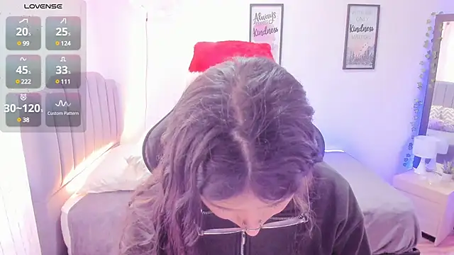 Amy joones online show from 14, 12, 2024