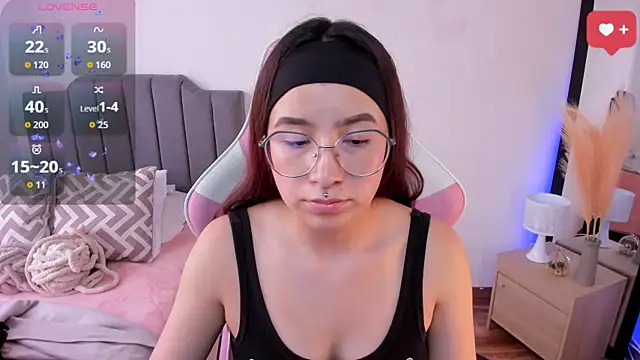 Amy joones online show from 29, 4, 2026