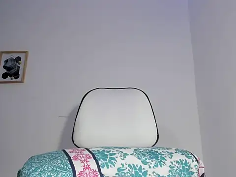 Snapshot of engelldior chatting on 5, 4, 2026 engelldior online show from 5, 4, 2026