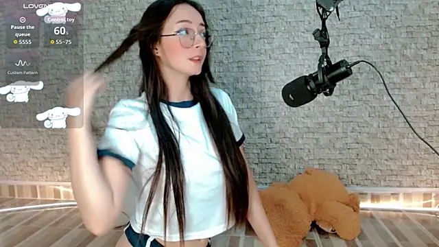 emma unu online show from 17, 4, 2026