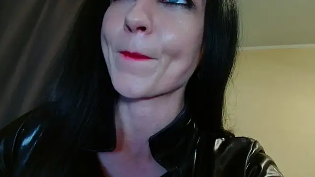 Snapshot of Mistress_Zoe1 chatting on 28, 9, 2025 Mistress Zoe1 online show from 28, 9, 2025