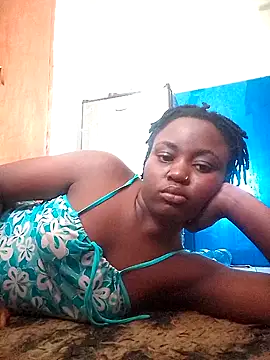 Snapshot of sweetcandy_22y chatting on 23, 9, 2025 sweetcandy 22y online show from 23, 9, 2025