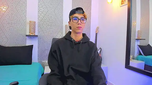 Nikolay Gregori online show from 25, 12, 2024