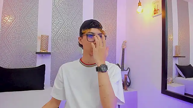 Nikolay Gregori online show from 5, 1, 2025