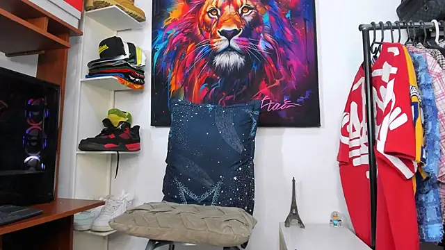 Snapshot of Pantera_black_21 chatting on 18, 9, 2025 Pantera black 21 online show from 18, 9, 2025