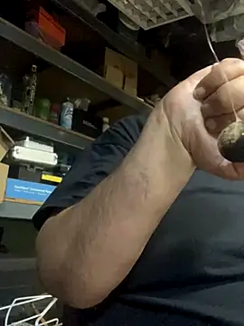 Snapshot of Miguel16i chatting on 9, 9, 2025 Miguel16i online show from 9, 9, 2025