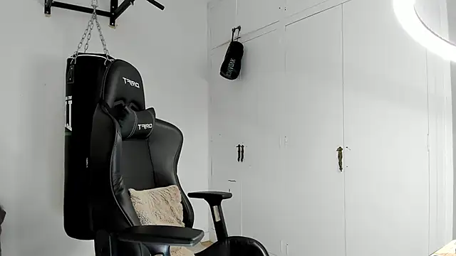 dan01  online show from 10, 11, 2025