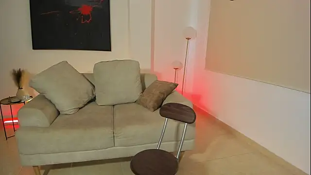 Snapshot of ina__nnaa chatting on 14, 2, 2025 ina nnaa online show from 14, 2, 2025