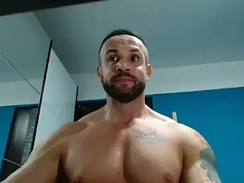 Snapshot of Magnificmuscles89 chatting on 4, 1, 2025 Magnificmuscles89 online show from 4, 1, 2025