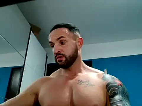 Snapshot of Magnificmuscles89 chatting on 4, 2, 2025 Magnificmuscles89 online show from 4, 2, 2025