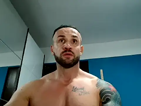 Snapshot of Magnificmuscles89 chatting on 10, 2, 2025 Magnificmuscles89 online show from 10, 2, 2025