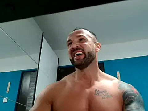 Snapshot of Magnificmuscles89 chatting on 9, 3, 2025 Magnificmuscles89 online show from 9, 3, 2025