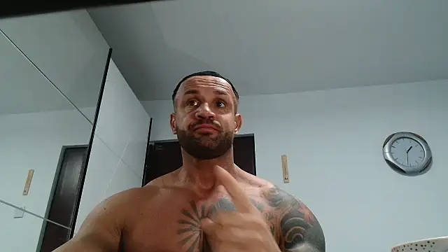 Snapshot of Magnificmuscles89 chatting on 11, 4, 2026 Magnificmuscles89 online show from 11, 4, 2026