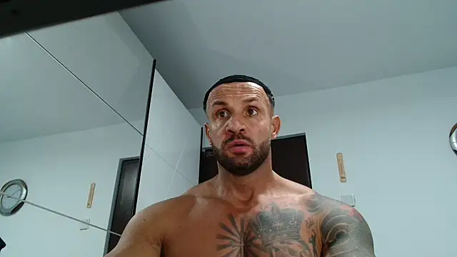 Magnificmuscles89 online show from 12, 5, 2026