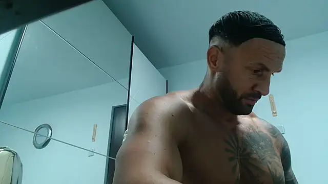 Magnificmuscles89 online show from 19, 5, 2026