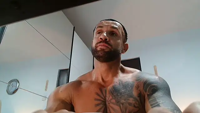 Magnificmuscles89 online show from 24, 5, 2026