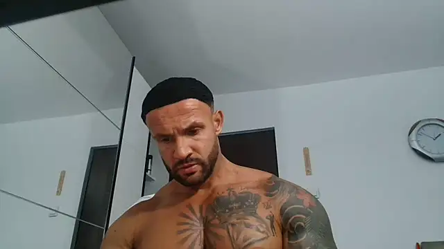 Magnificmuscles89 online show from 27, 5, 2026