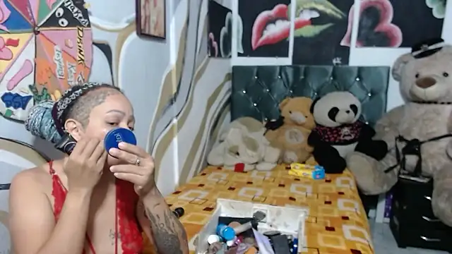 manzanahot9 online show from 16, 11, 2025