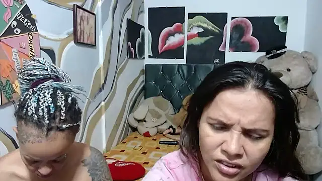 manzanahot9 online show from 17, 11, 2025