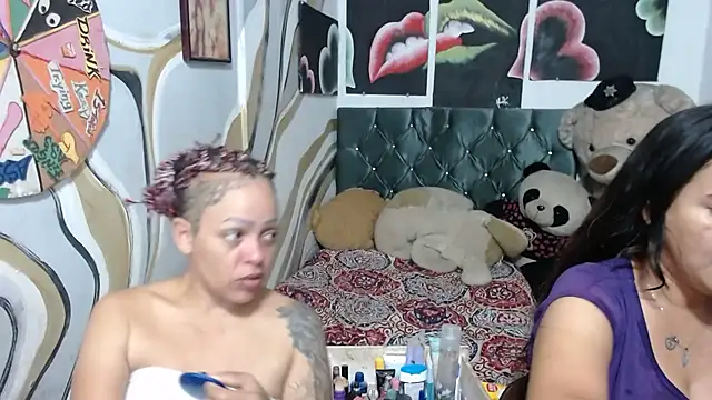 manzanahot9 online show from 4, 4, 2026