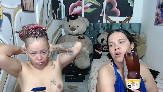 manzanahot9 online show from 15, 7, 2026