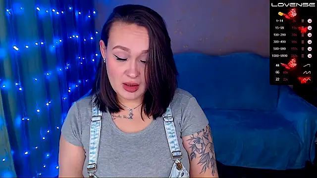 Cutie-Melanie online show from 19, 1, 2025