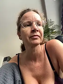 AnnikaRose online show from 17, 9, 2025