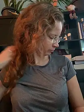 AnnikaRose online show from 10, 11, 2025