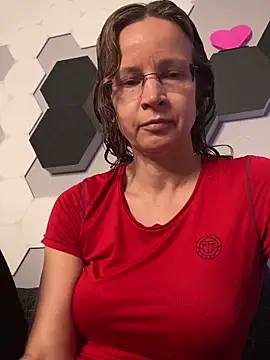 AnnikaRose online show from 7, 5, 2026