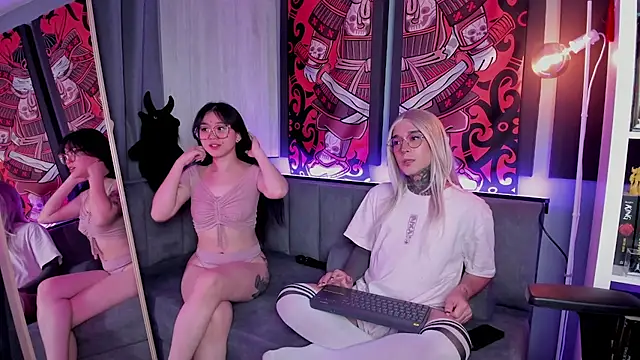 Snapshot of JadeyKhada chatting on 18, 1, 2026 JadeyKhada online show from 18, 1, 2026