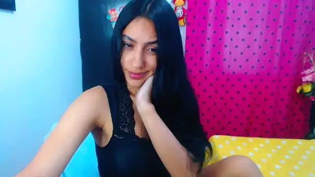 Snapshot of pleasure_and_fantasy chatting on 5, 12, 2024 pleasure and fantasy online show from 5, 12, 2024