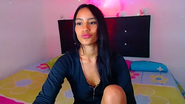 Snapshot of pleasure_and_fantasy chatting on 11, 2, 2025 pleasure and fantasy online show from 11, 2, 2025