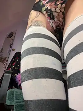 giuli zerozero online show from 14, 2, 2025