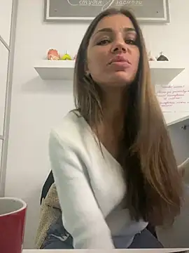 Snapshot of Lanaa19 chatting on 27, 12, 2024 Lanaa19 online show from 27, 12, 2024