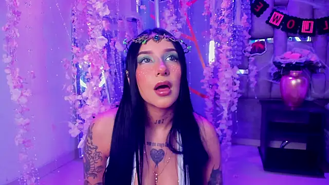 Snapshot of Leiaa_ chatting on 26, 10, 2025 Leiaa online show from 26, 10, 2025