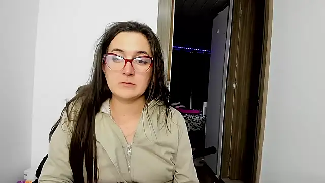 Sweet-Suck69 online show from 11, 2, 2025