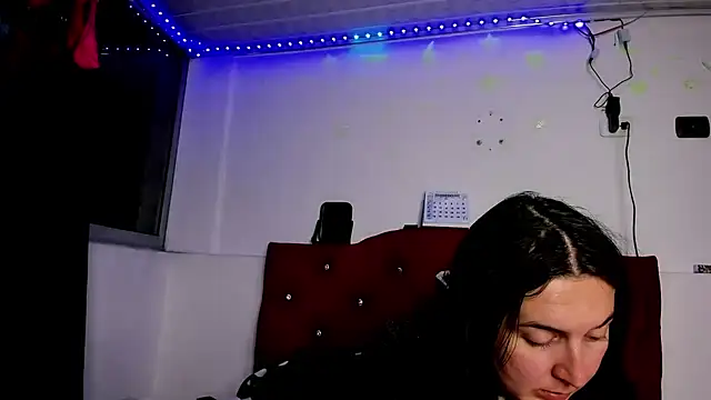 Sweet-Suck69 online show from 12, 3, 2025