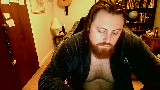 Hairy Guy30 online show from 10, 1, 2025
