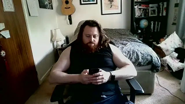 Snapshot of Hairy_Guy30 chatting on 17, 5, 2026 Hairy Guy30 online show from 17, 5, 2026