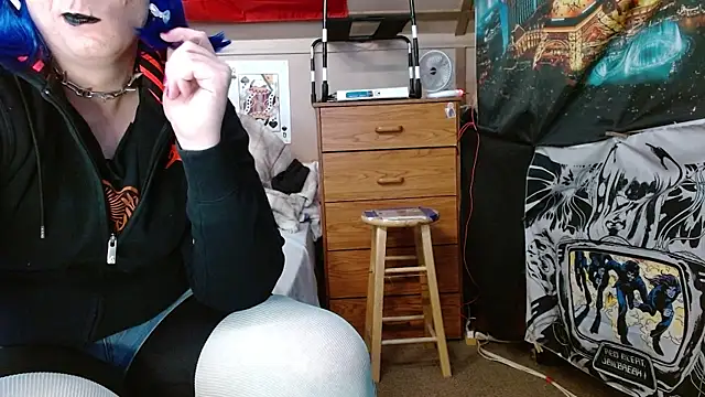 cosmicjones online show from 21, 4, 2026