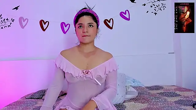 ayheleensexygirl1 online show from 3, 4, 2026