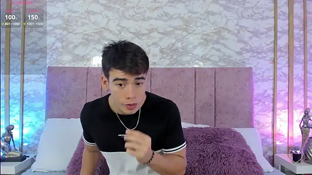 its liam18 online show from 11, 1, 2025