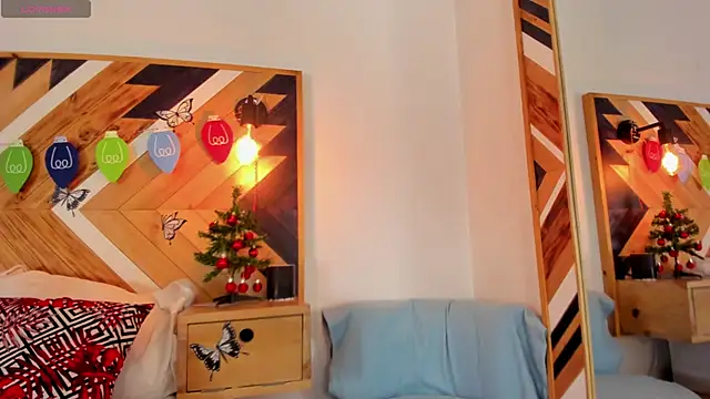 Snapshot of Kathaleiya_Ozz chatting on 2, 12, 2025 Kathaleiya Ozz online show from 2, 12, 2025